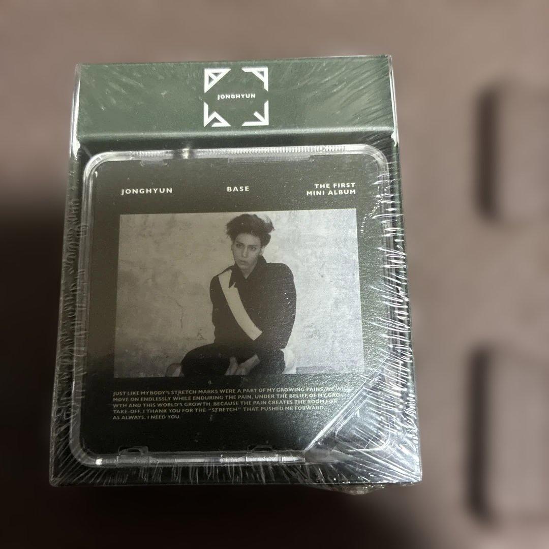 ‼️新品未使用品‼️ 黒 SHINee ジョンヒョン　BASEキノアルバム