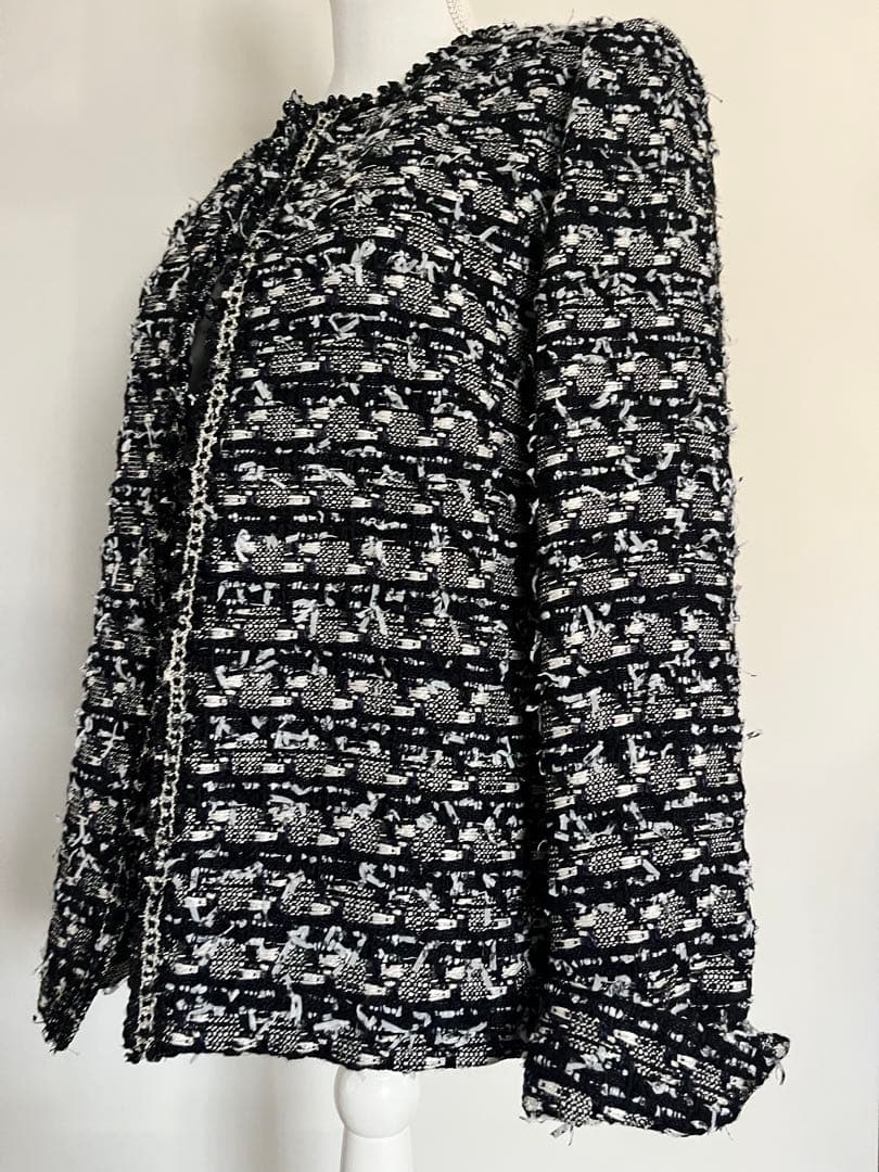 自由区　ラメツイードジャケット　新品　４４　大きいサイズ