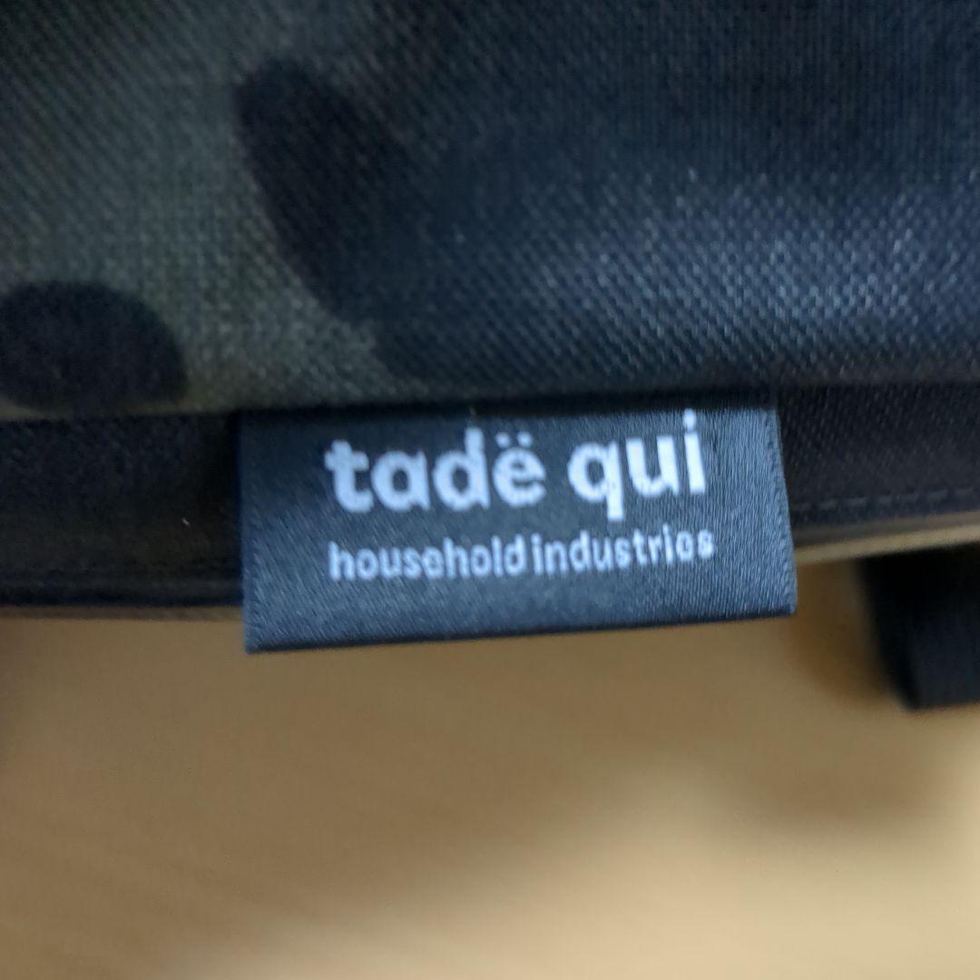 TADE QUI（タデ クイ） cunningham フロントバッグ