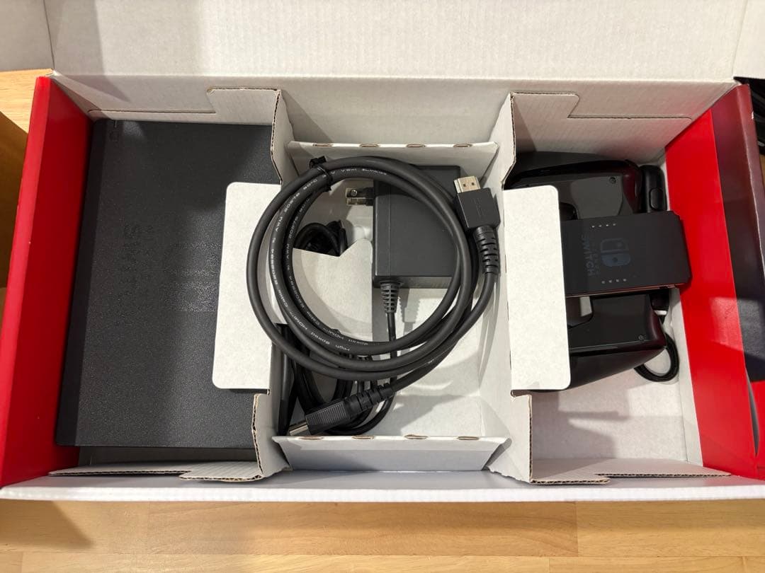 【SDカード64GB付属】Nintendo Switch1 本体　おまけ付き