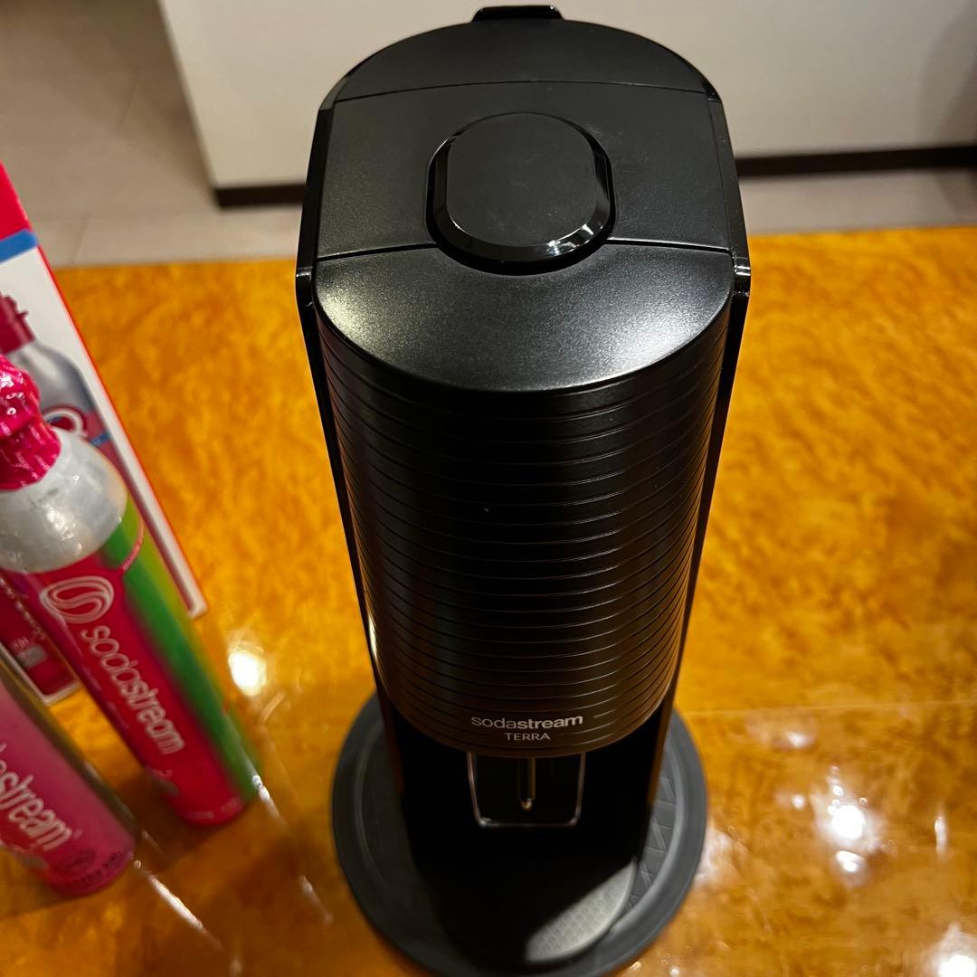 SodaStreamソーダストリームTERRA シリンダー2本　未使用ボトル1本