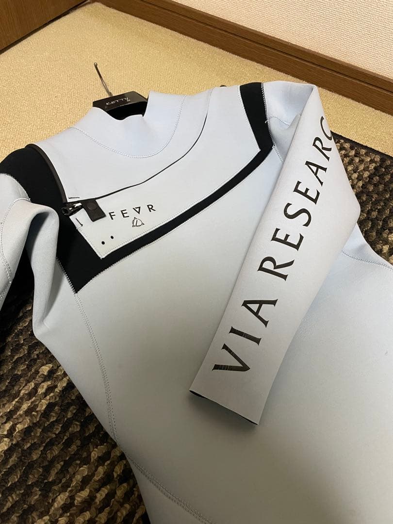 FEVR ウェットスーツ　フルスーツ