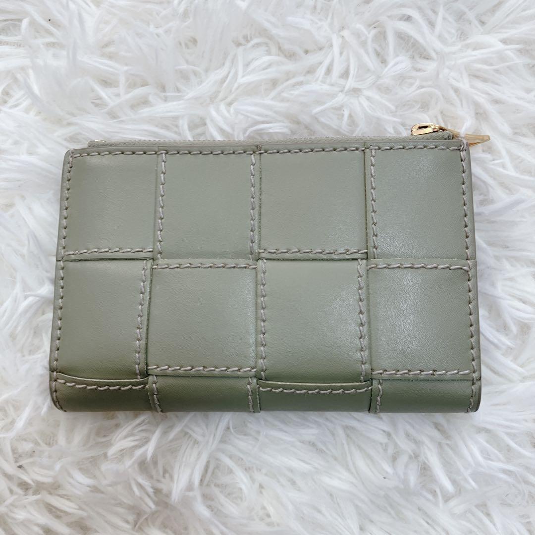 BOTTEGA VENETA ミディアム カセット 財布 マキシイントレチャート