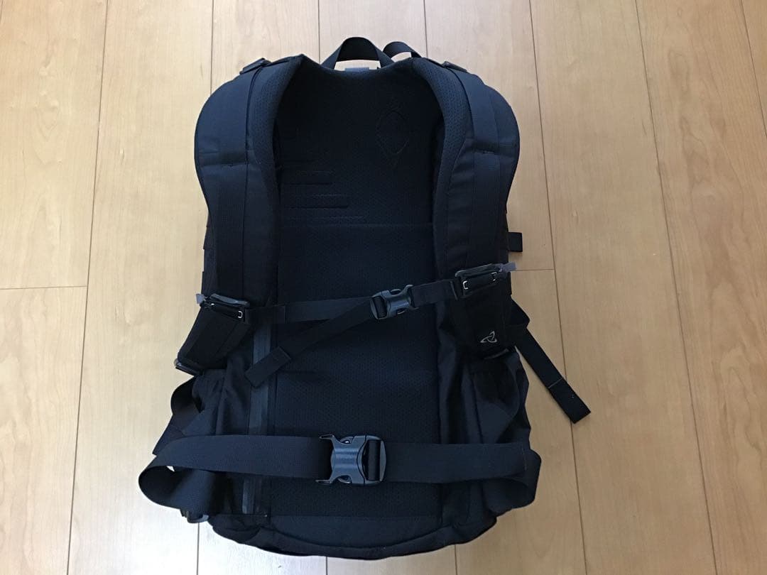 ミステリーランチ2DAY ASSAULT S/Mサイズ 27L ブラック