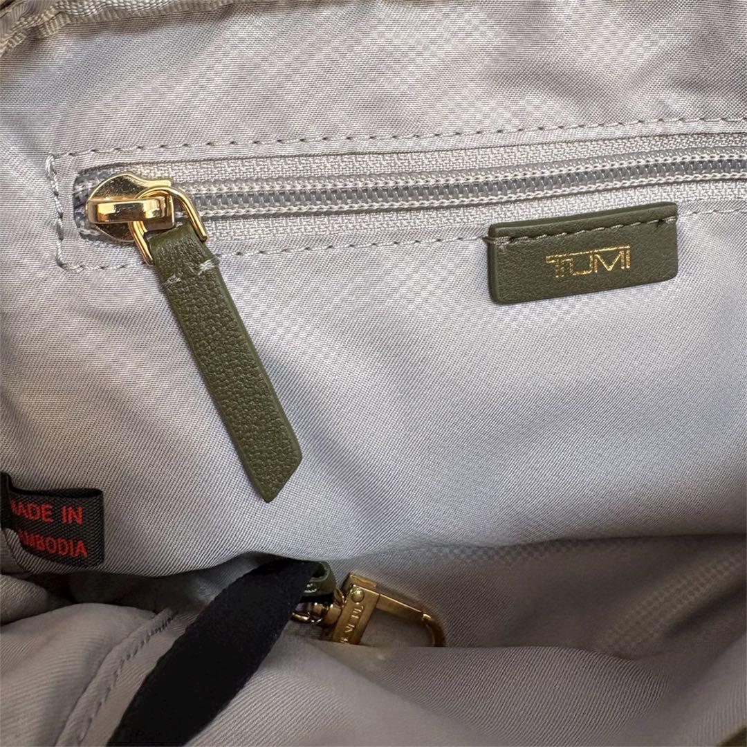 【極美品】【希少】トゥミ Tumi レディース セドナ ボディバッグ