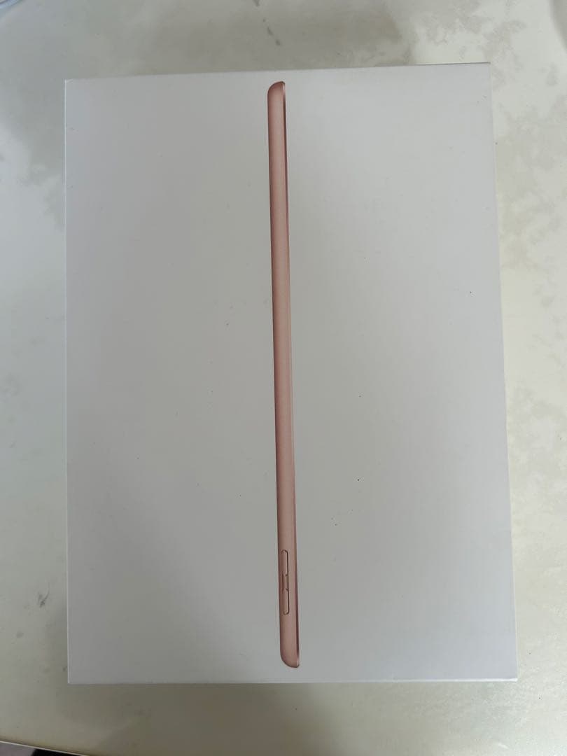 Apple iPad (第6世代) 9.7インチ 32GB ゴールド
