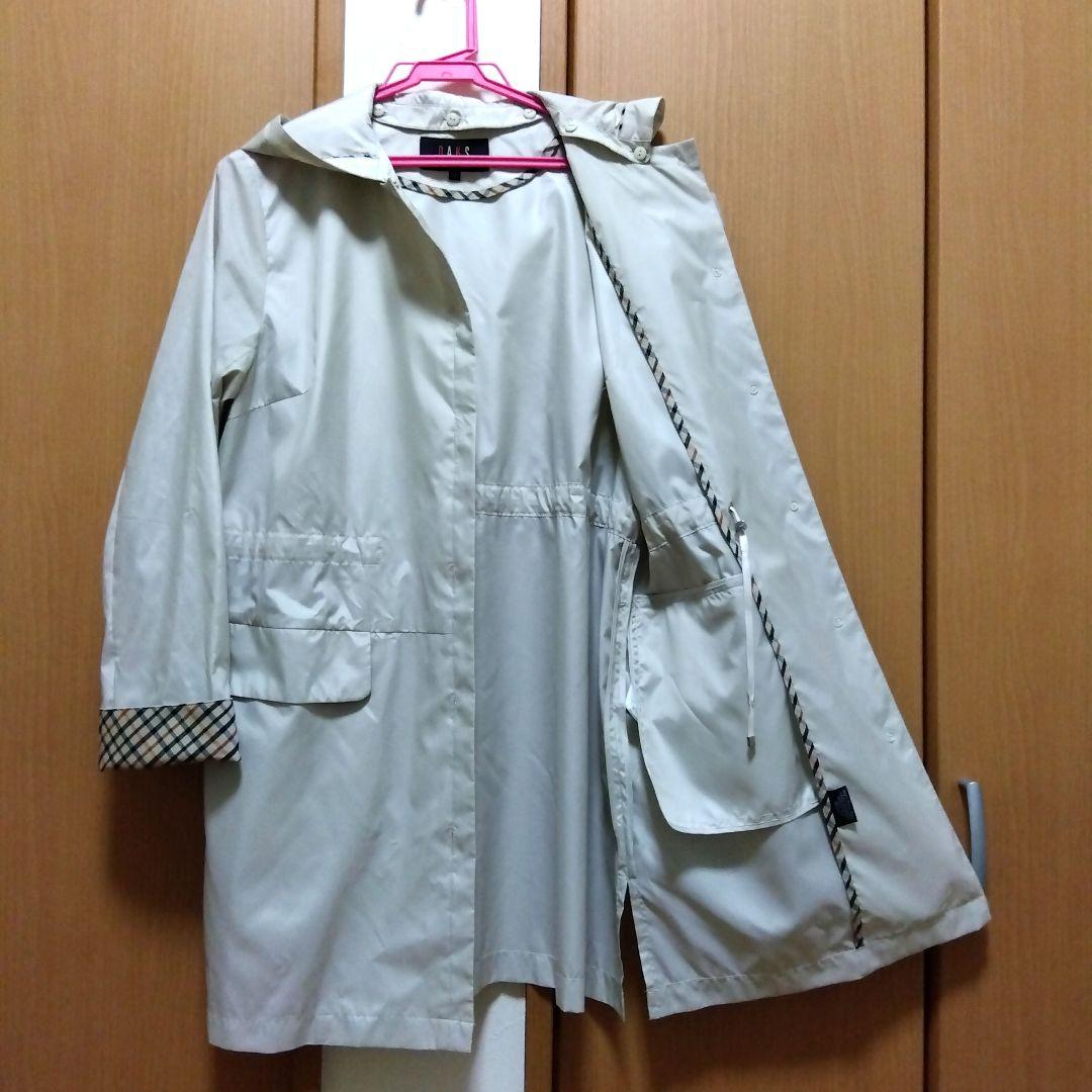 近年物・数回着用の美品★DAKS ダックス 2way スプリングコート 雨にも