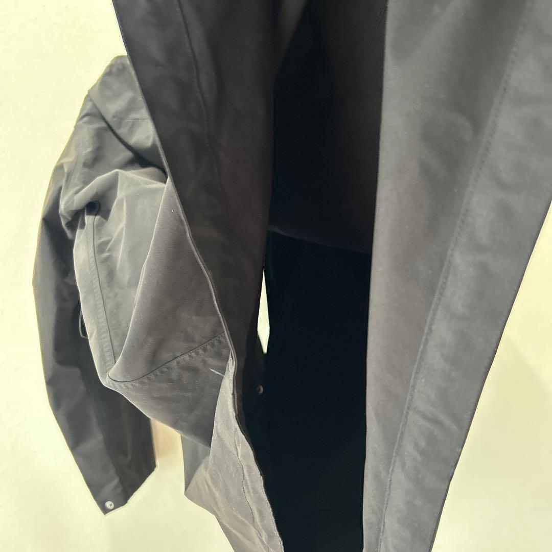 umbro numerals ベンチコート 黒