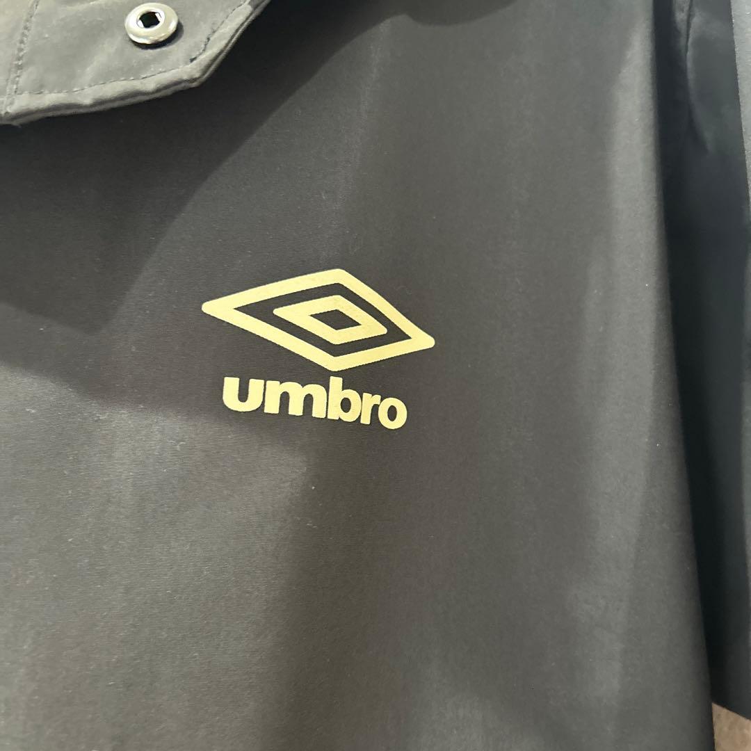 umbro numerals ベンチコート 黒