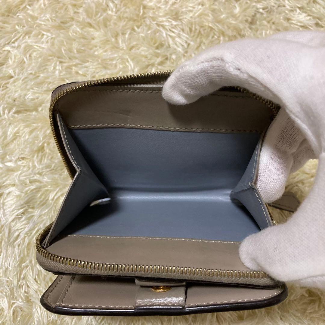 FENDI フェンディ 二つ折り財布 エフイズ グレー グレージュ