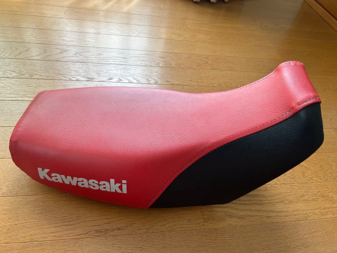 Kawasaki バイクシート KSR80/50用　赤黒