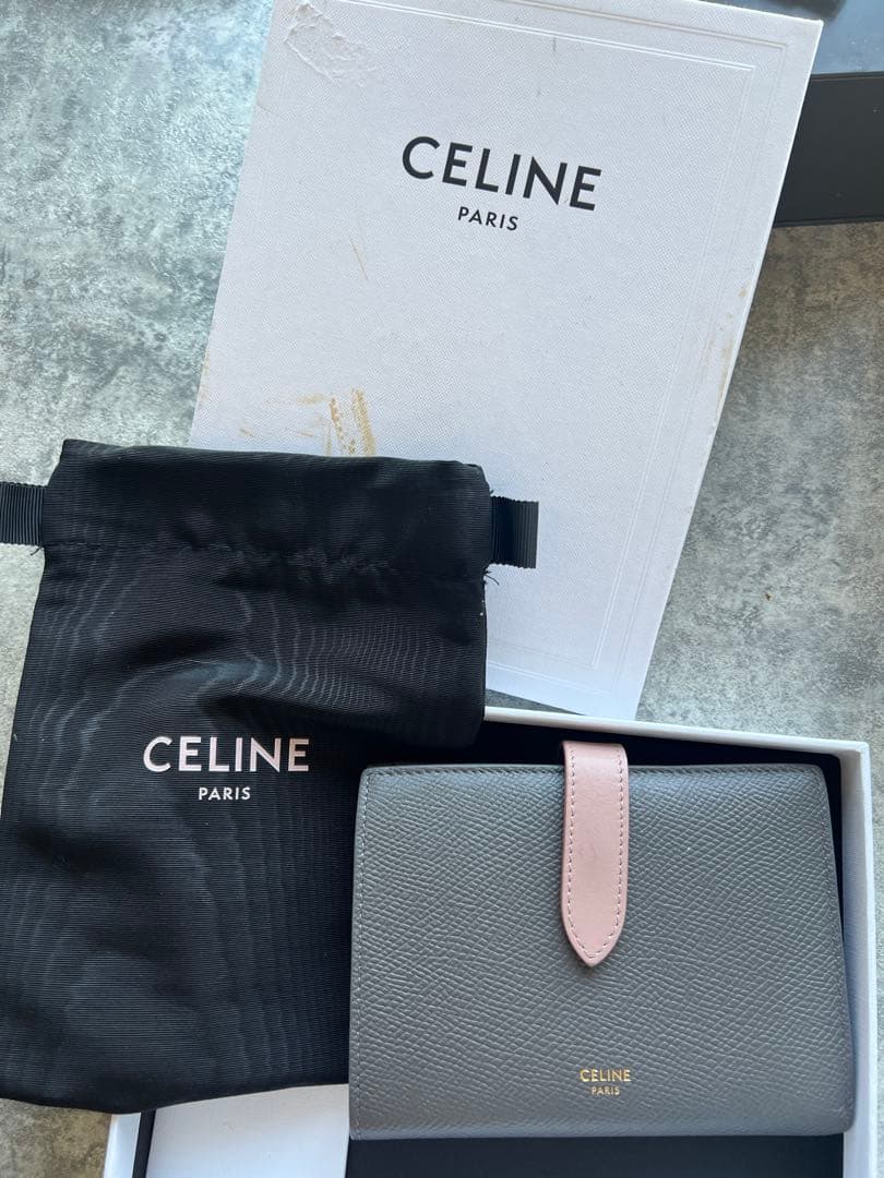 CELINE 二つ折り財布 グレー