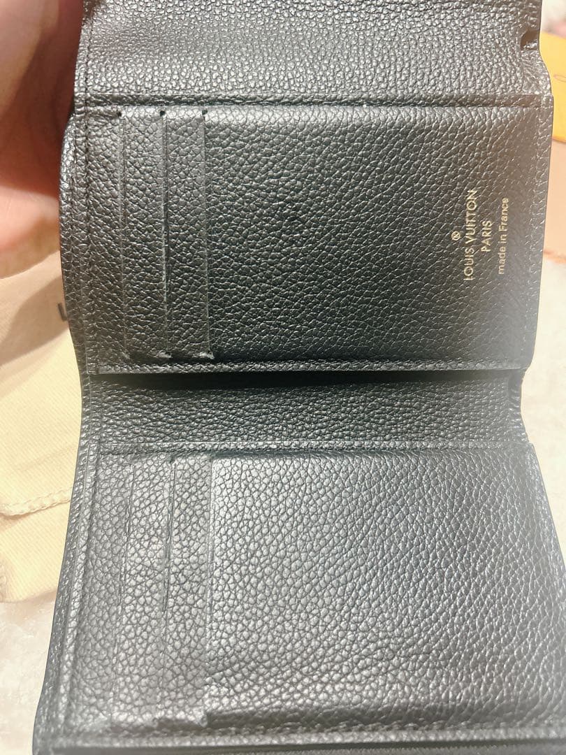 Louis Vuitton ブラック 三つ折り財布