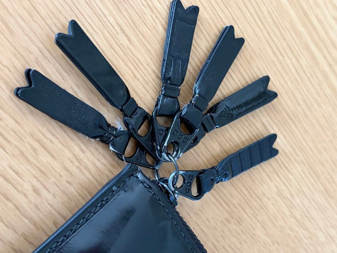 【匿名配送】COMMEdesGARCONS ジッパーメドレー ジップ L字財布