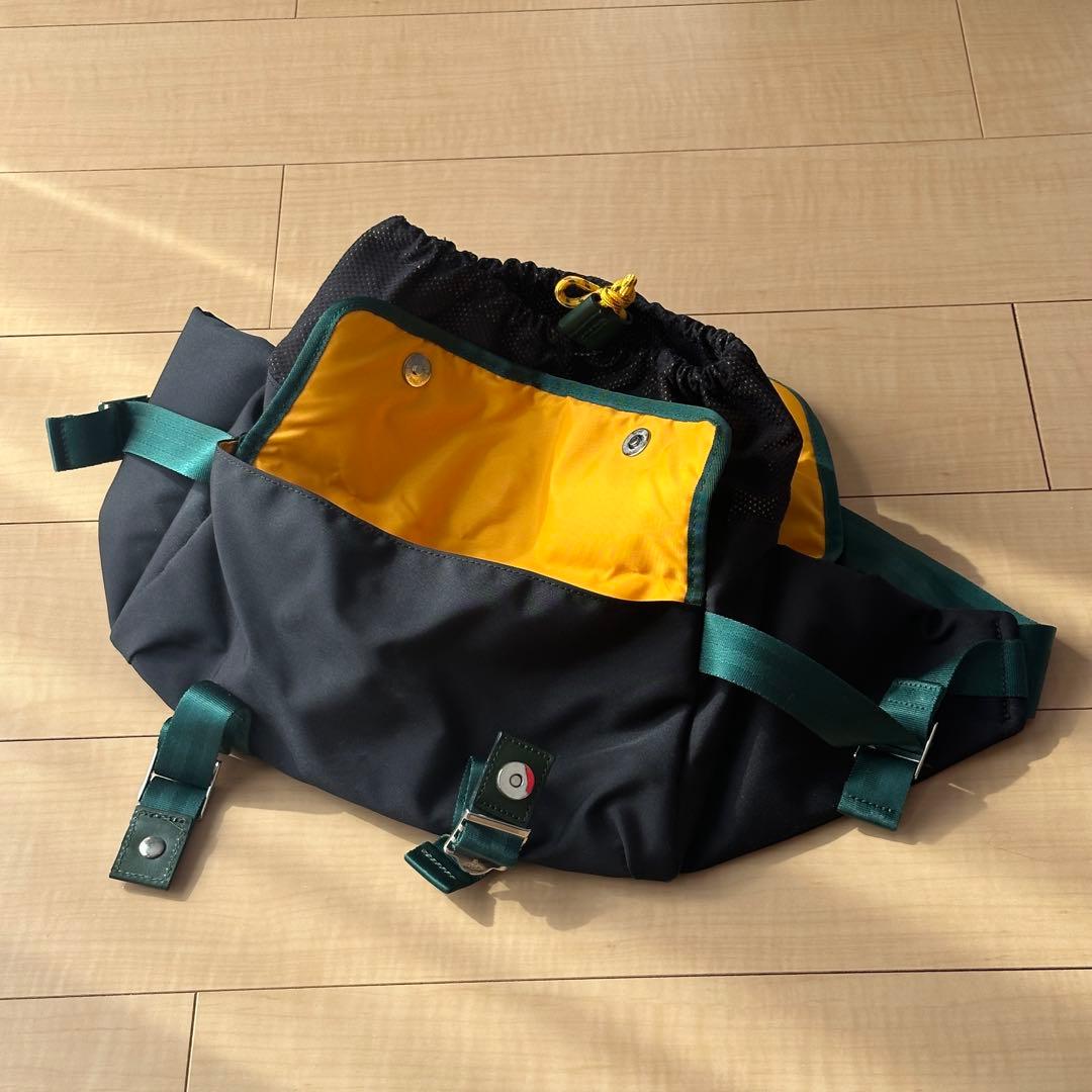 Vivienne Westwood ヴィヴィアン ウエストウッド ボディ バッグ