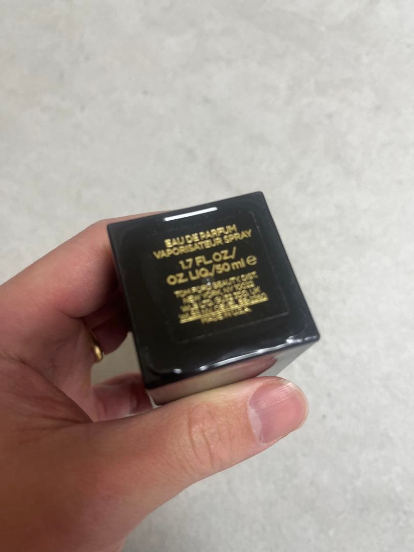 【格安/ほぼ新品】TOMFORD TOBACCO VANILLE 50ml