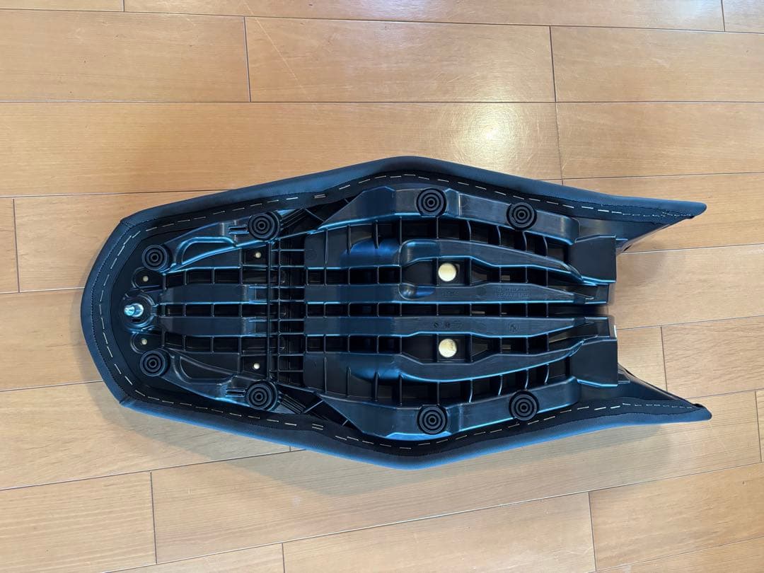 F900GS 純正　ローシート