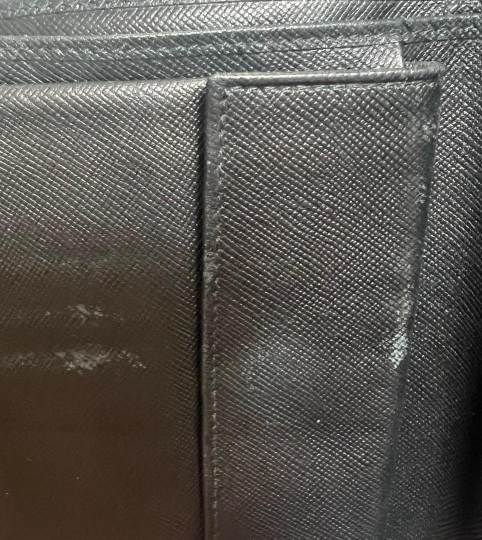 【大幅値下げ】【PRADA】プラダ　財布　黒