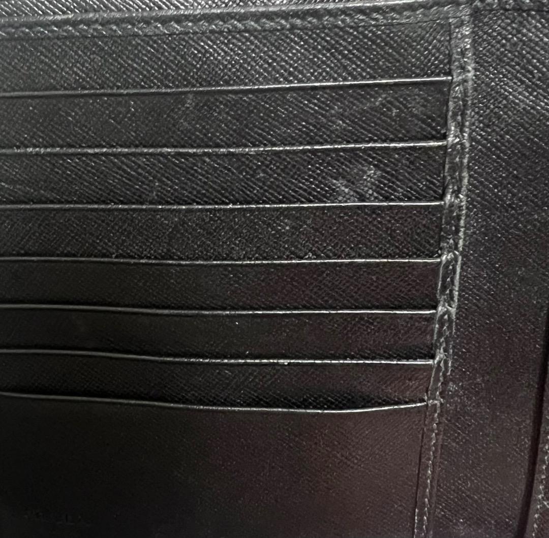 【大幅値下げ】【PRADA】プラダ　財布　黒