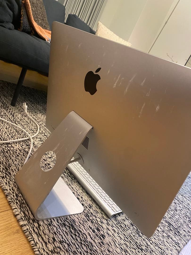 iMac 21.5インチ Mid2014 A1418 ジャンク本体＋キーボード