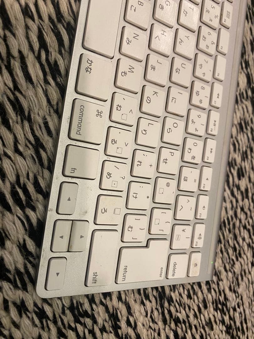 iMac 21.5インチ Mid2014 A1418 ジャンク本体＋キーボード