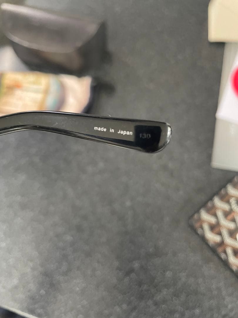 OLIVER PEOPLES ミラーサングラス canton 黒 登坂着用