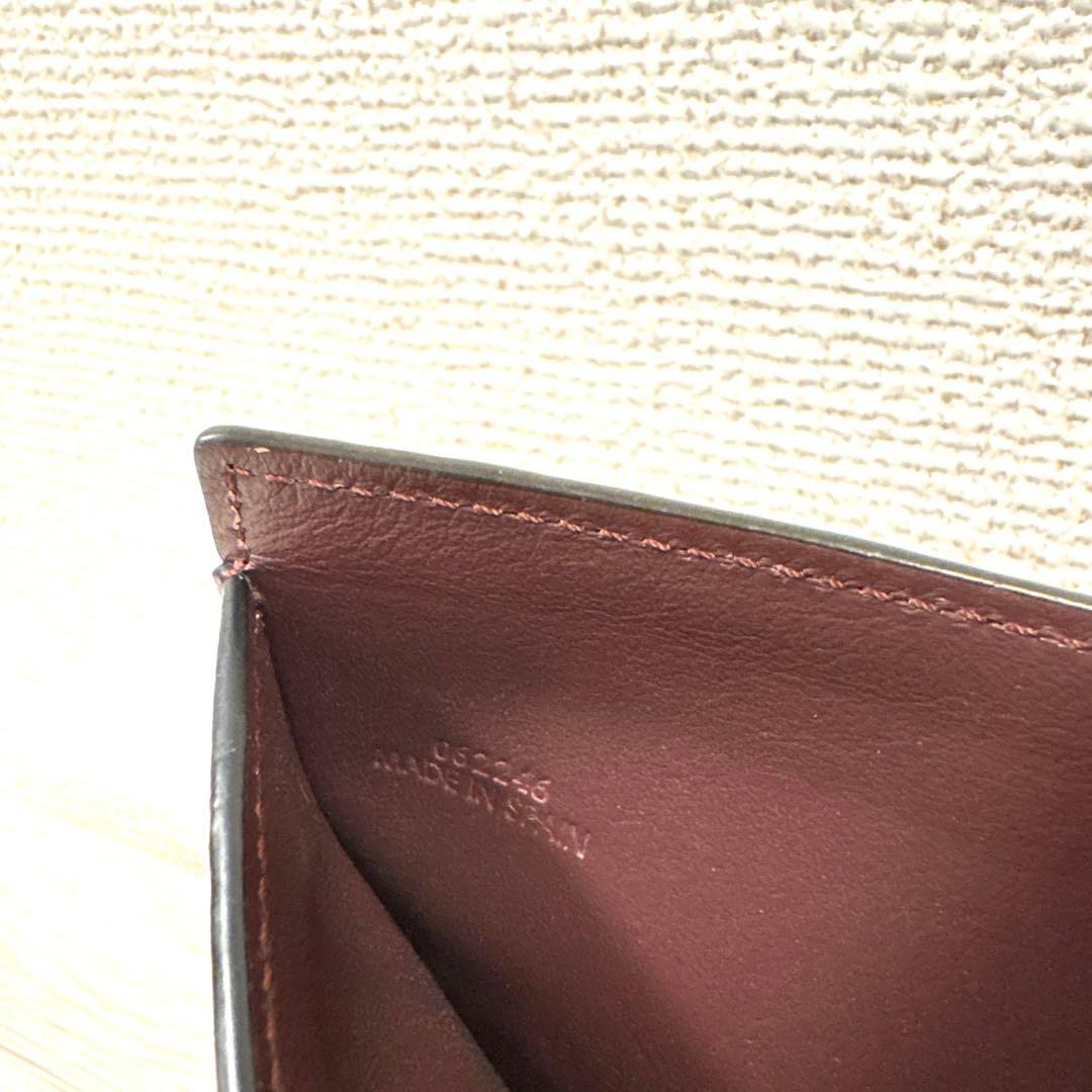 ✨極美品✨ロエベ　二つ折りウォレット　財布付　パープル