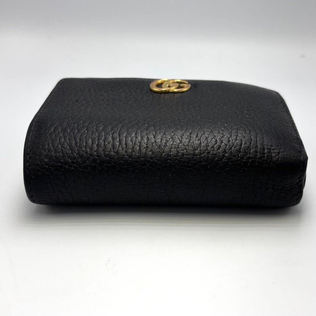 かえちゃん 　　　　　　　　　GUCCI グッチ GGロゴ 二つ折り財布