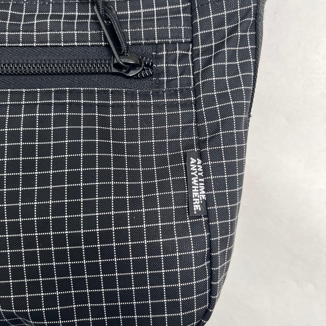 バッグ anytime anywhere SQUARE POUCH
