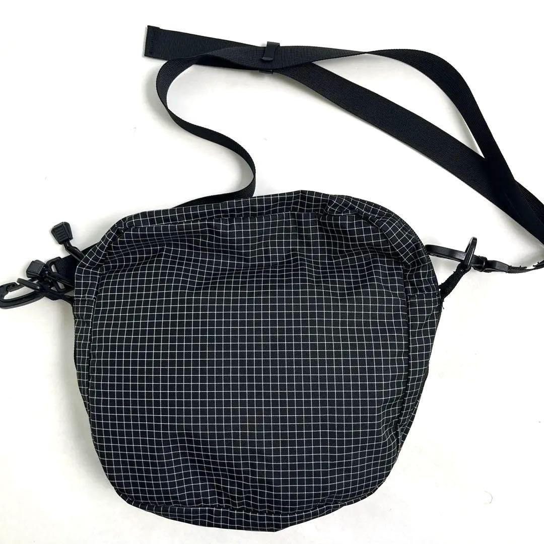 バッグ anytime anywhere SQUARE POUCH