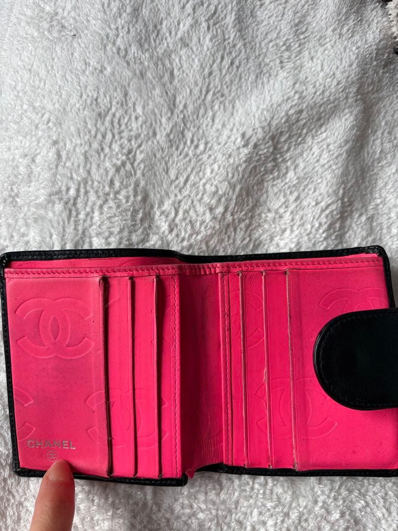 CHANEL キルティング 二つ折り財布