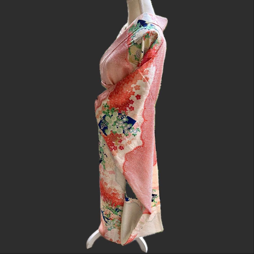 T 　最高級　絞り　花刺繍　花柄振袖 着物 ピンク系