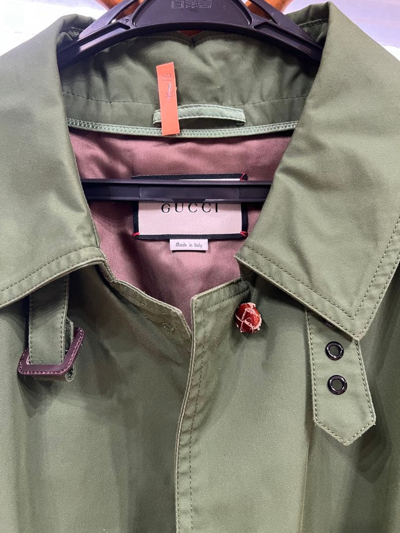 期間限定値下げ　おトクGUCCI グッチ ベルテッドトレンチコート グリーン