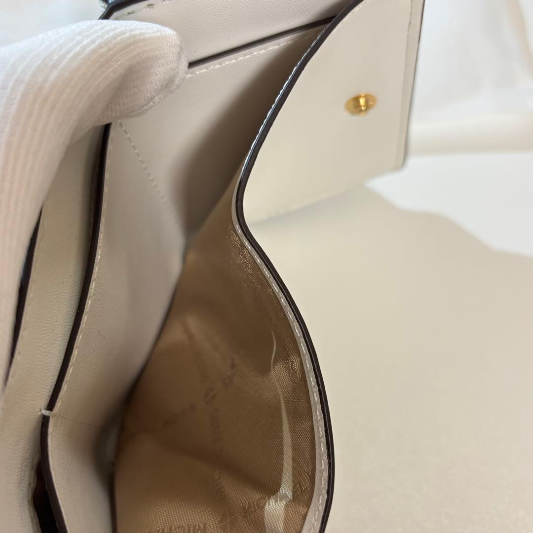 〈正規品・新品〉MICHAEL KORS 三つ折り財布 ホワイト
