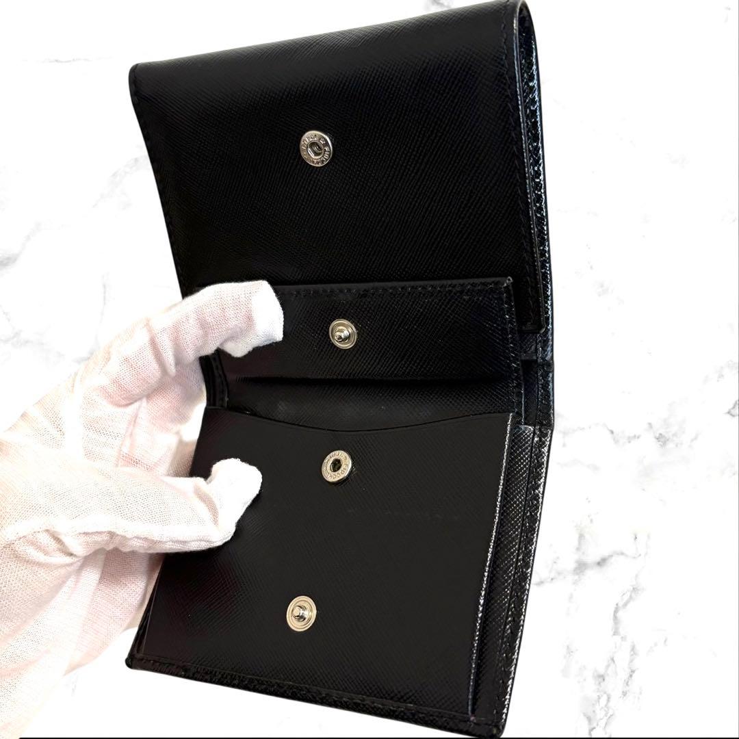 極上美品✨ PRADA プラダ 三つ折り財布 サフィアーノ ブラック 三角ロゴ
