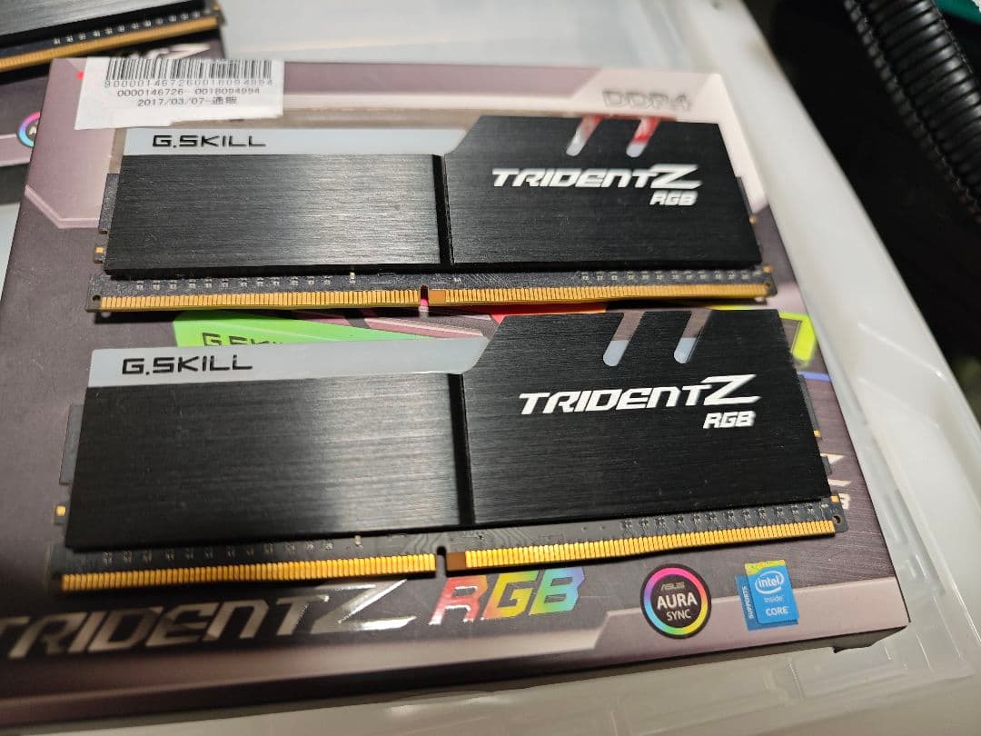 メモリー G.SKILL TRIDENT Z RGB 16gb DDR4 3000MHz