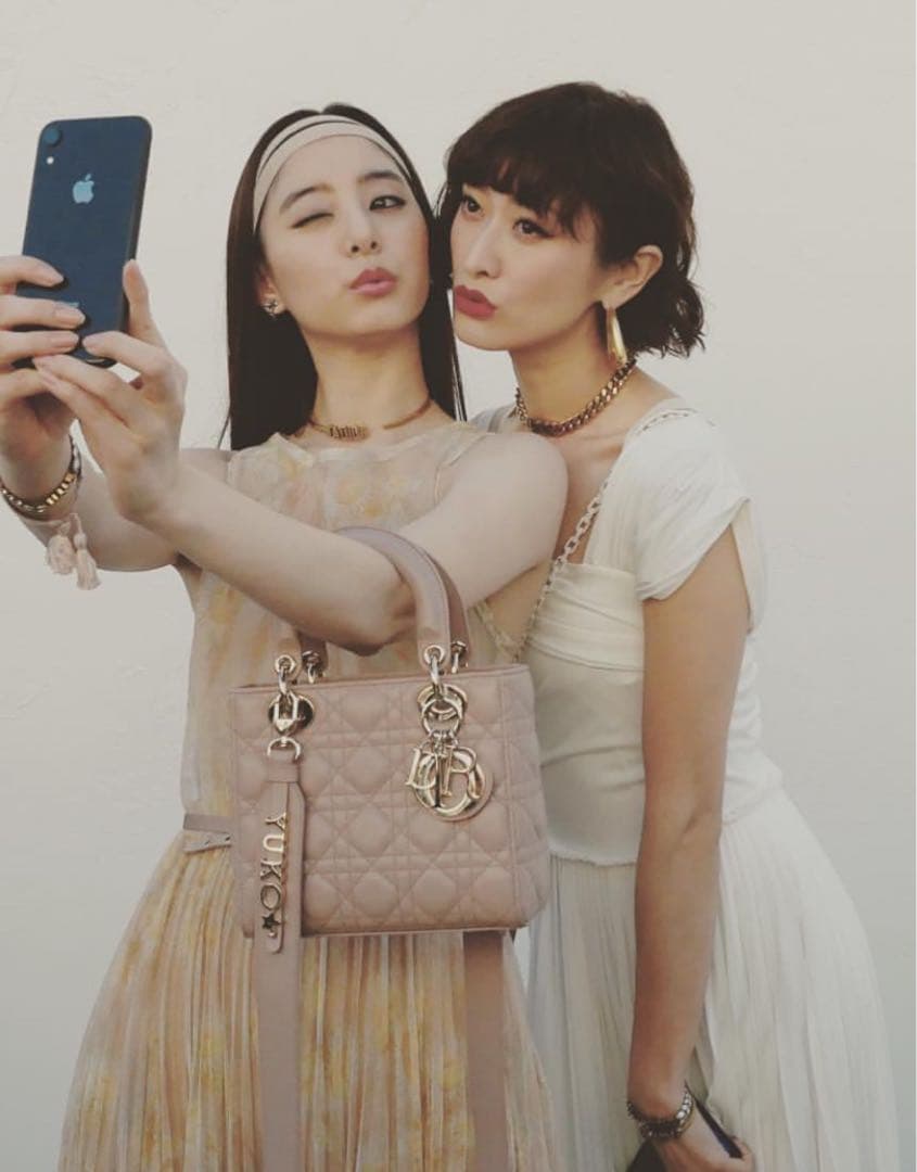 ディオールヘアアクセサリー