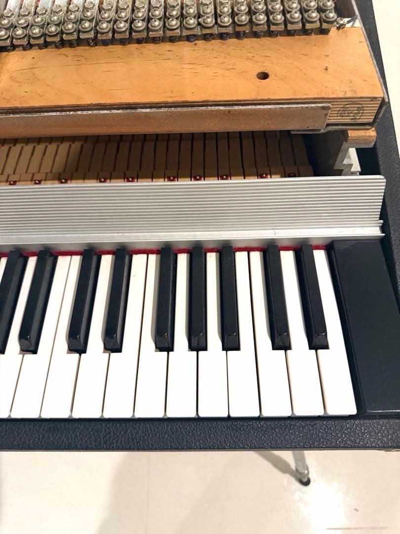 Rhodes MARK 1 STAGE PIANO 73鍵 ジャンク