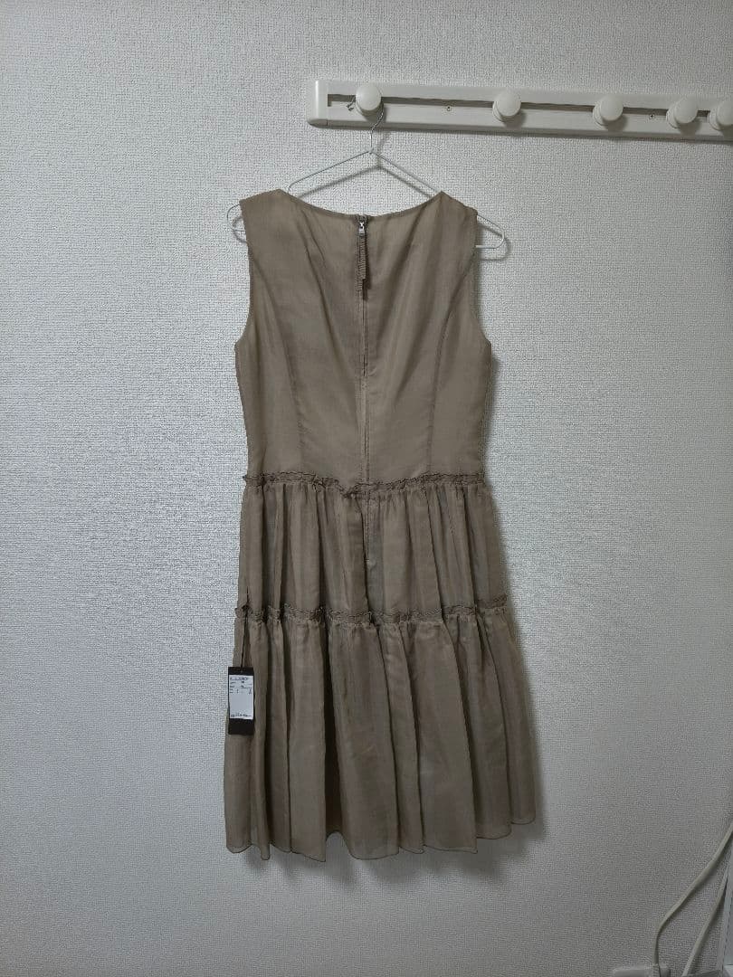 FOXEY ノースリーブ ベージュ ティアードワンピース サイズ40