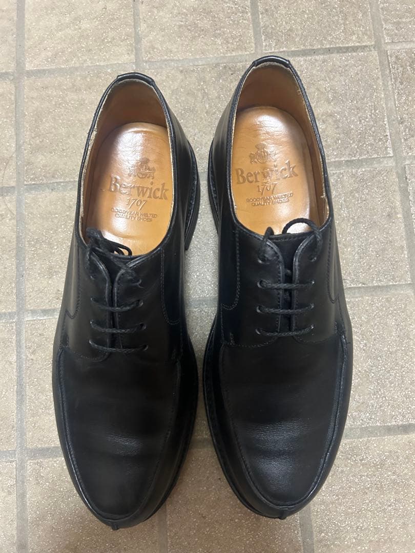 Berwick 2369BCVIBK UK6 純正シューツリー付き