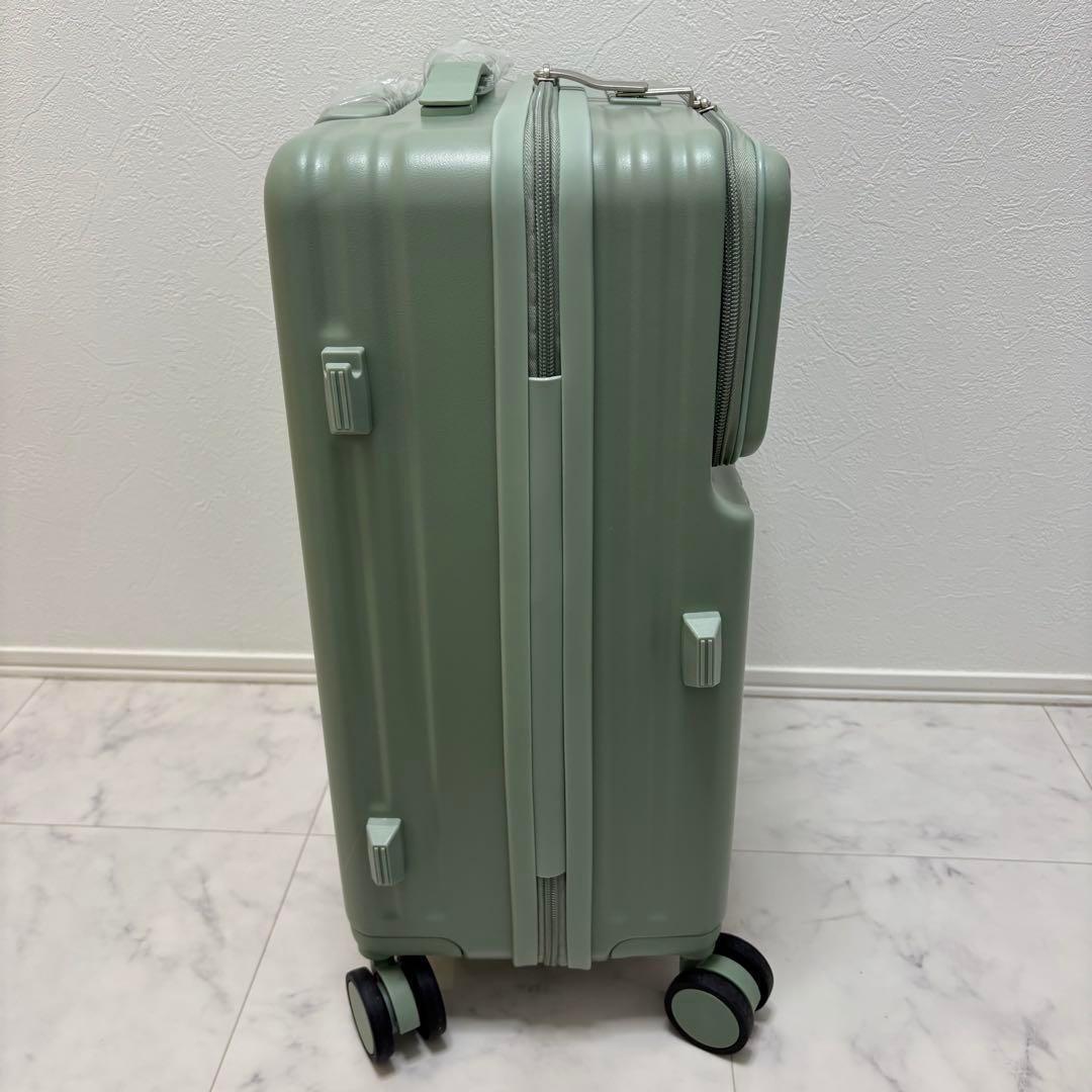 SNSで話題❣️新品⭐️機内持ち込み⭕️キャリーケース 38Lペールグリーン