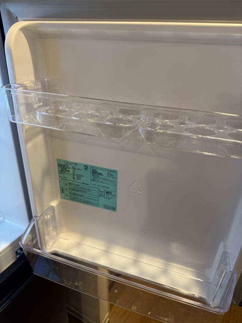 【美品】冷蔵庫 121L ブラック 2024年製/ 説明書付