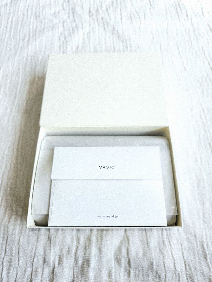 【みゆ】VASIC 二つ折り財布ROUND MINI