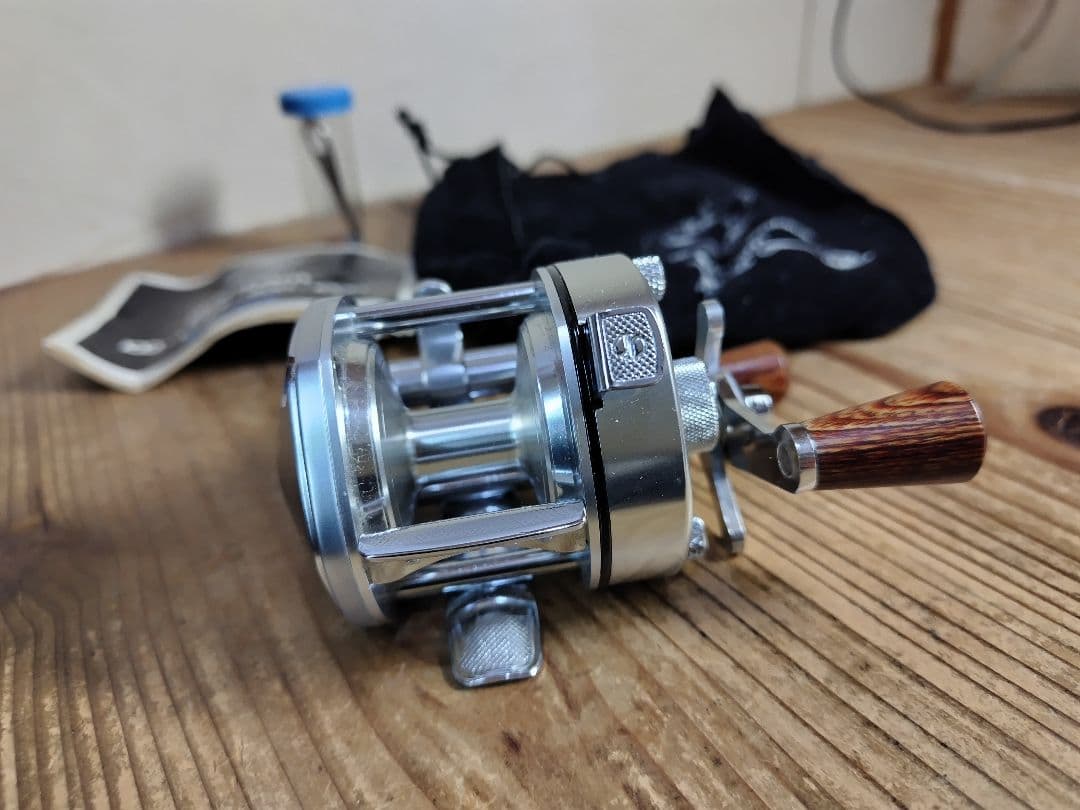 シマノ　バンタム100 中古美品