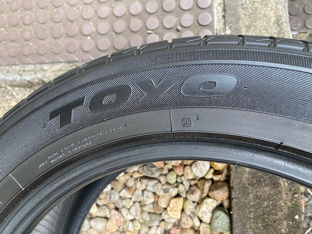 ①こじろー！21年製TOYOトーヨー 215/55R17 トランパスmpz