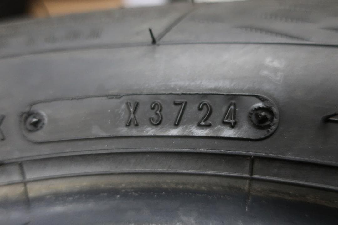 とんがりくん様送料込み　グッドイヤー　EG02　205/55R16　国産　4本