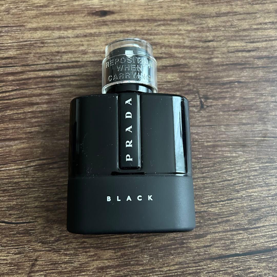 値下げ！PRADA BLACK プラダ ルナロッサ オードパルファム 50ml