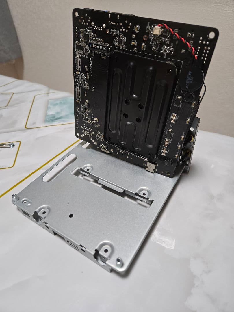 ASRock DeskMini A300 ベアボーンキット ジャンク