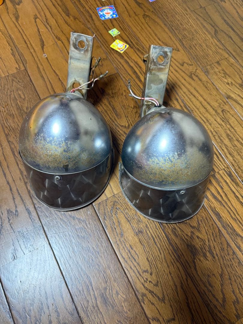 フォグランプ ウロコバイザー 作業灯 イエロー 24V