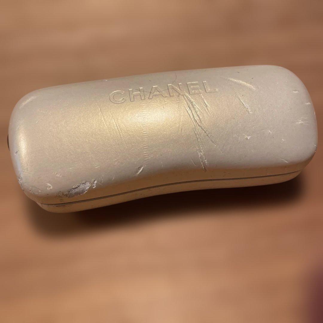 CHANEL シルバークリアサングラス 【おまけ】ケース付き